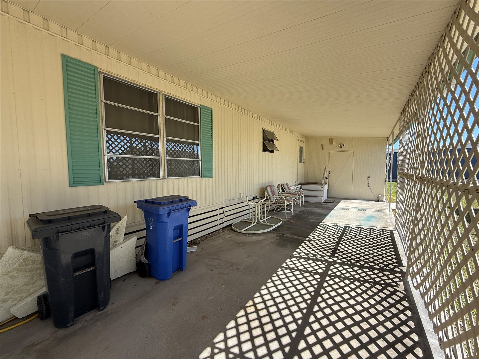 105 Saint Martins Way Apollo Beach FL 33572 TB8487744 image5