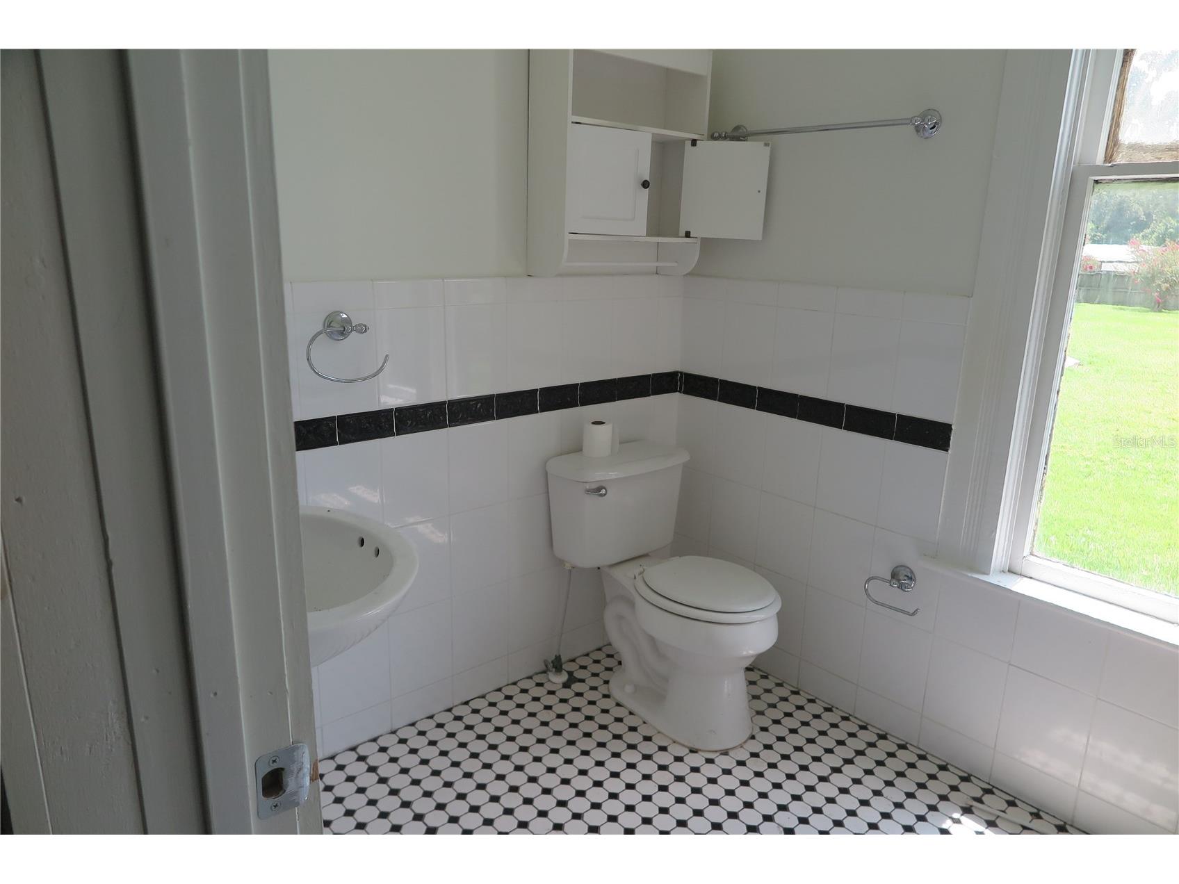 105 SE 1st Avenue Lake Butler FL 32054 GC537508 image23