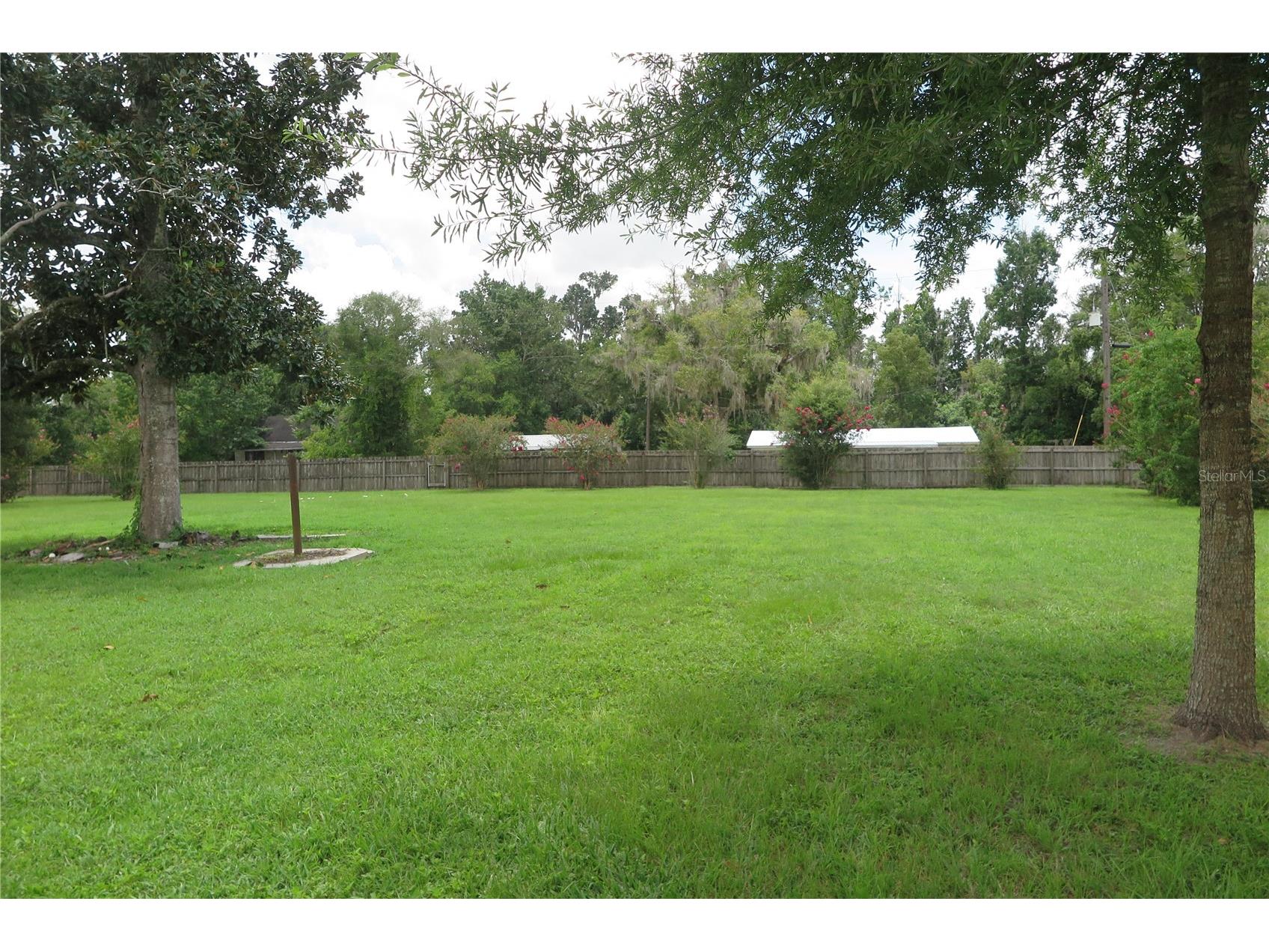 105 SE 1st Avenue Lake Butler FL 32054 GC537508 image3