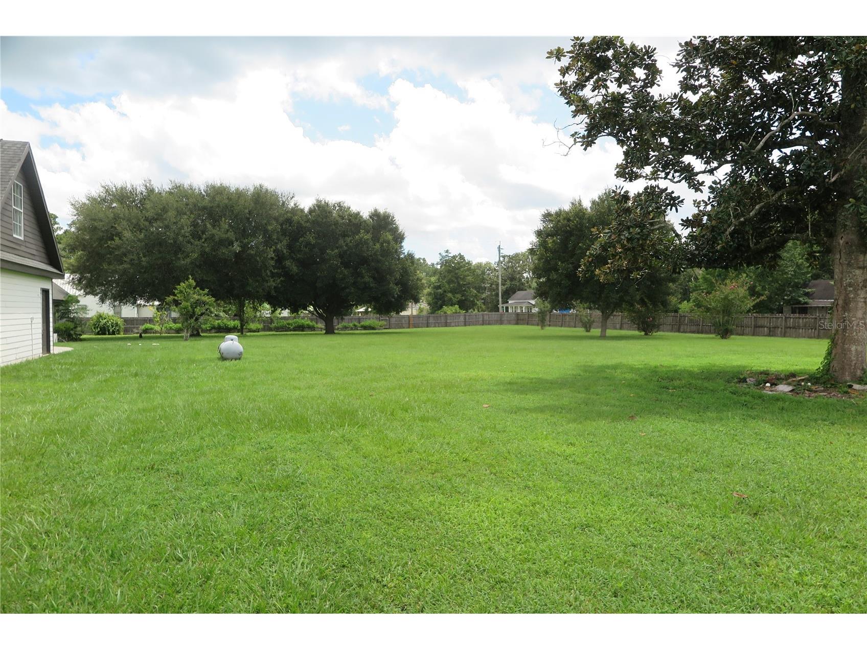 105 SE 1st Avenue Lake Butler FL 32054 GC537508 image4