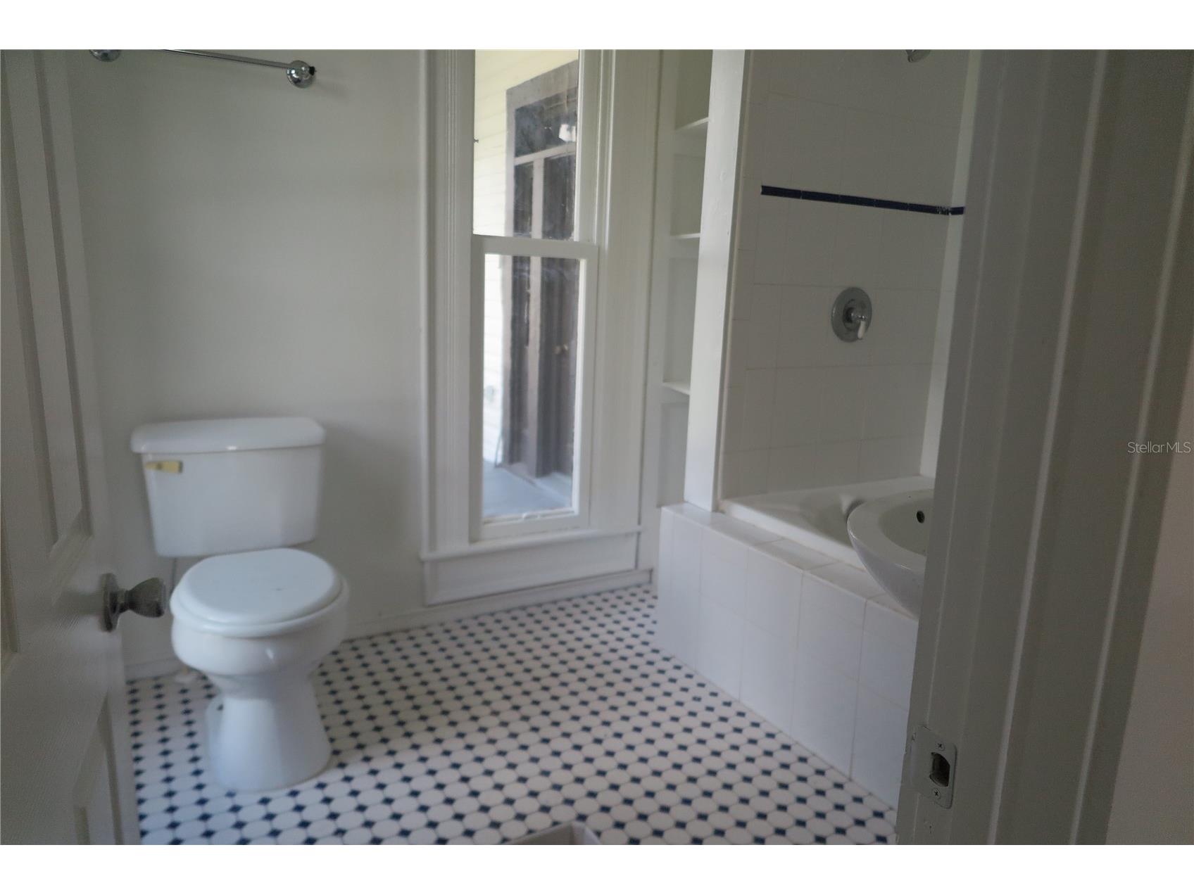 105 SE 1st Avenue Lake Butler FL 32054 GC537508 image49