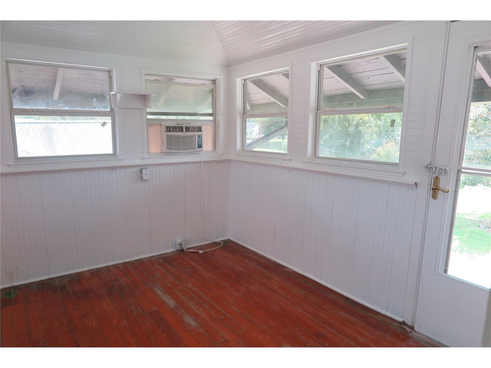 105 SE 1st Avenue Lake Butler FL 32054 GC537508 image57