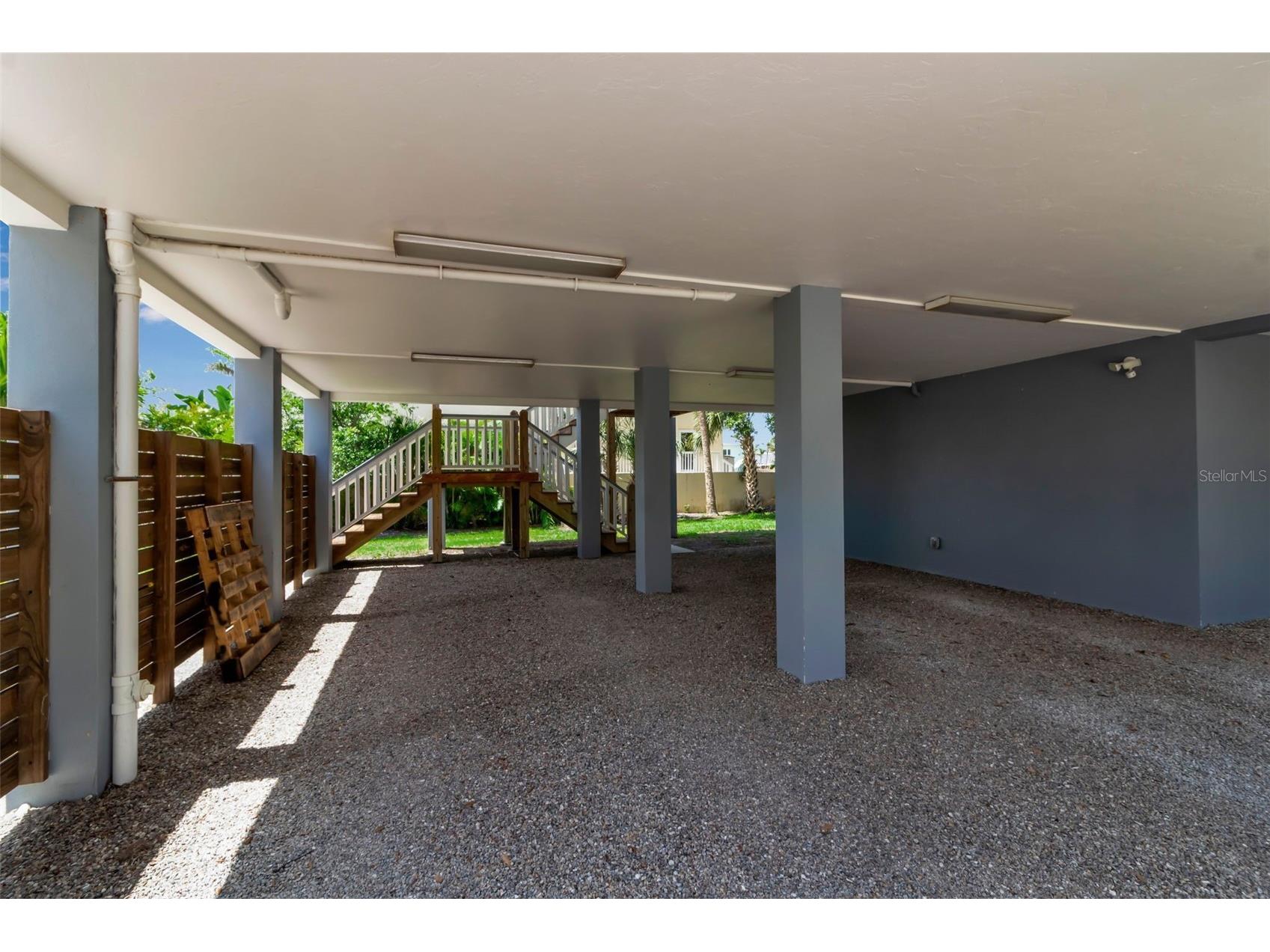 105 Shore Road Nokomis FL 34275 A4685947 image29