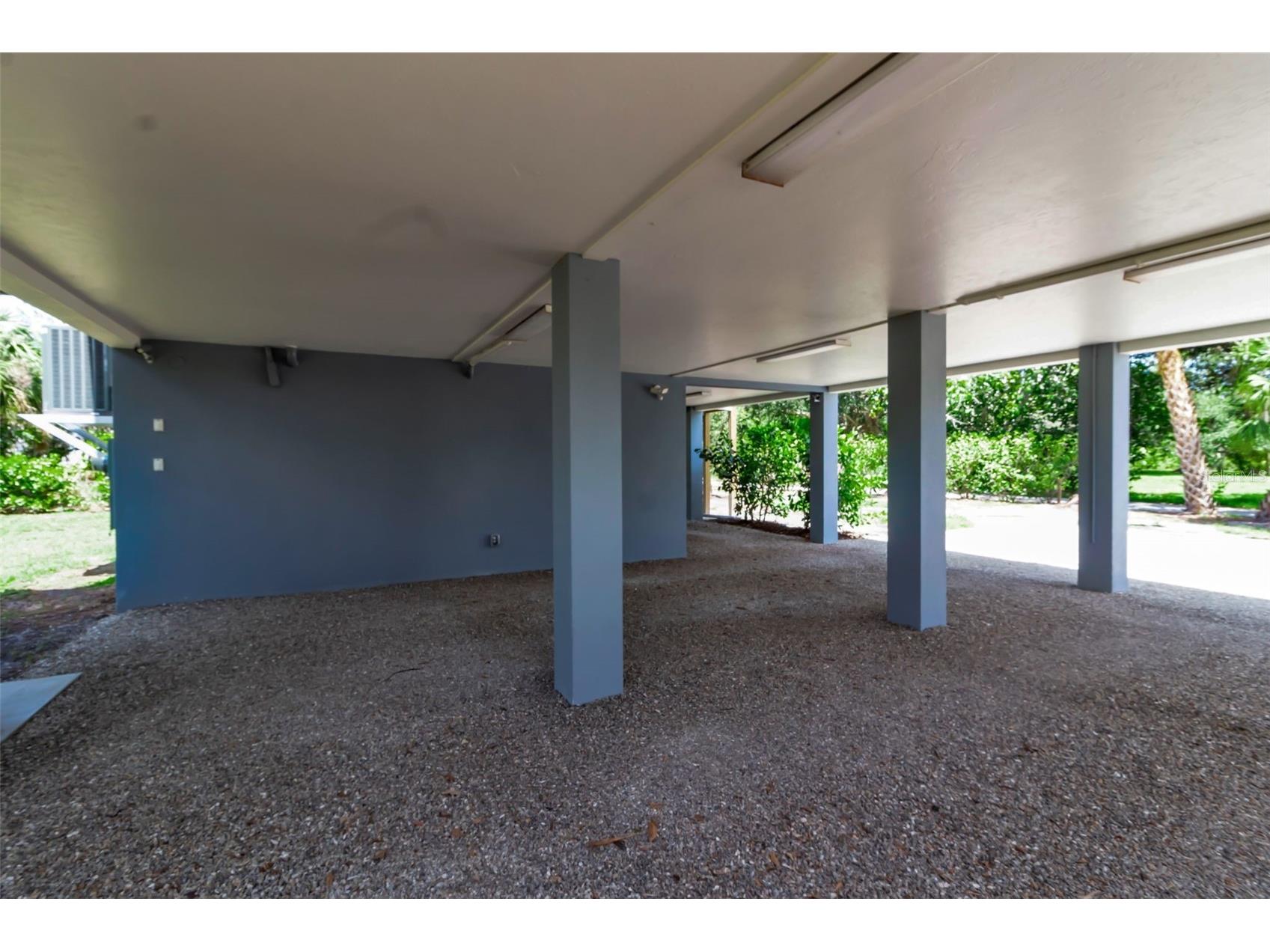 105 Shore Road Nokomis FL 34275 A4685947 image32