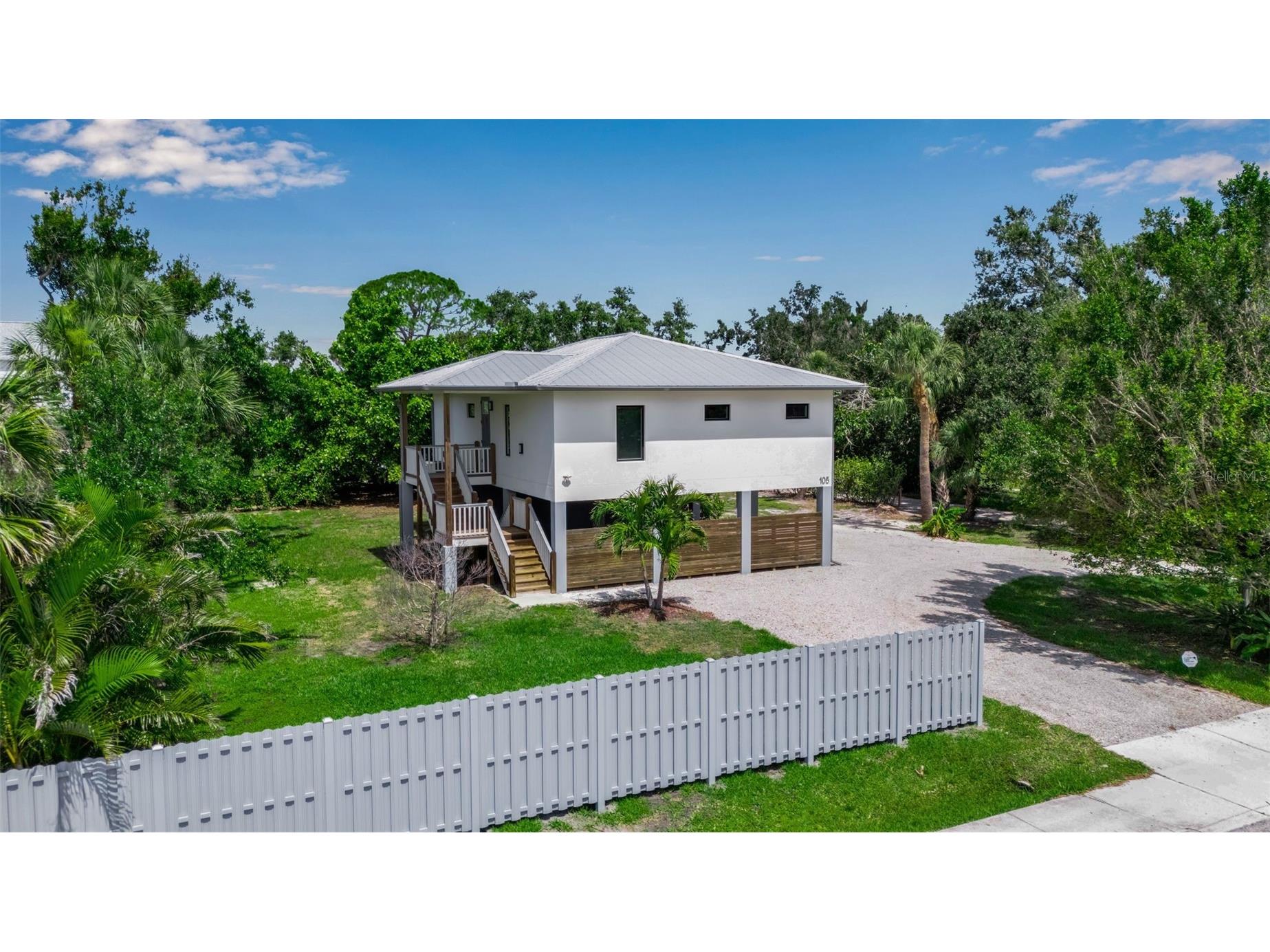 105 Shore Road Nokomis FL 34275 A4685947 image4