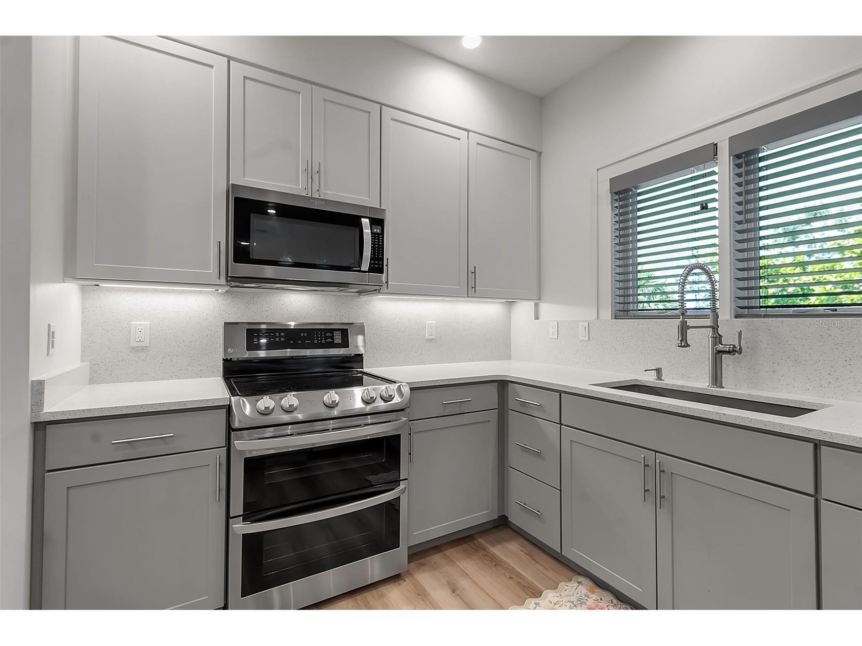 105 Shore Road Nokomis FL 34275 A4685947 image64