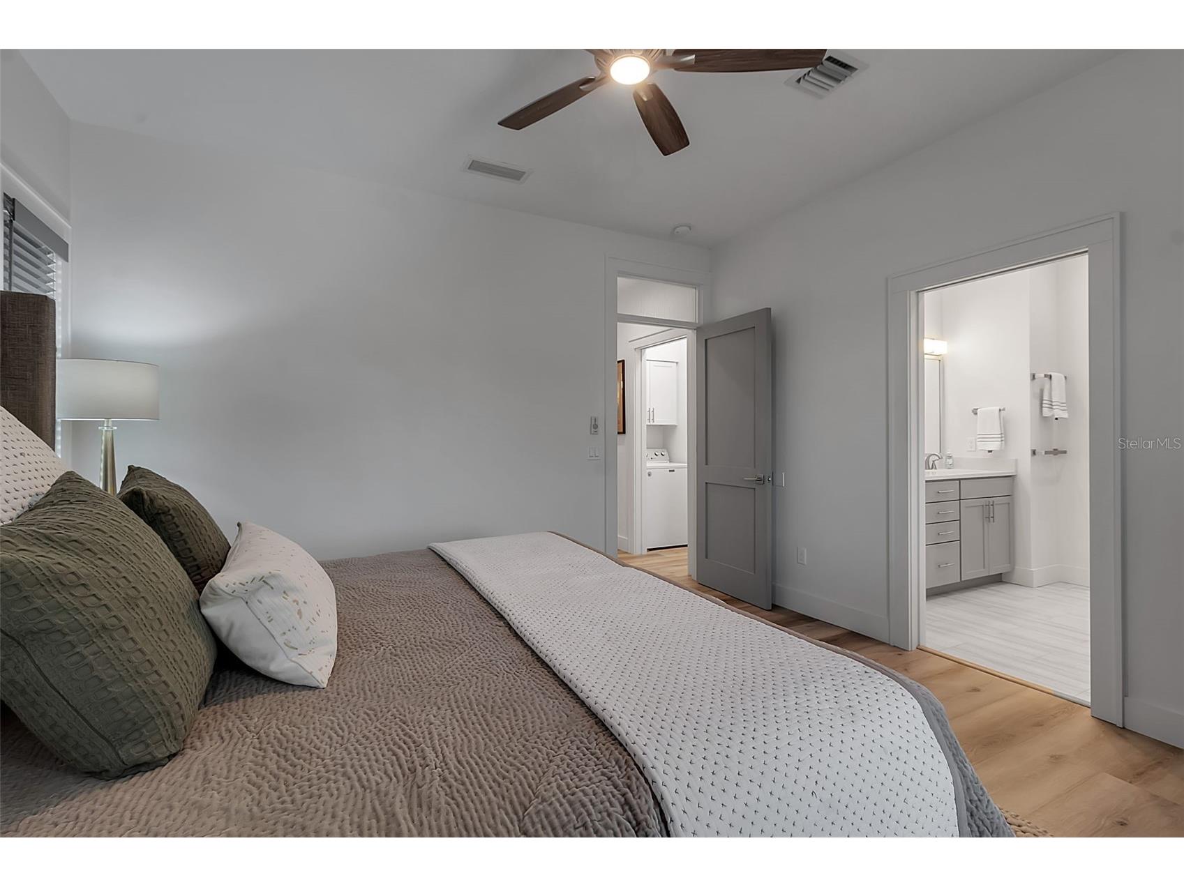 105 Shore Road Nokomis FL 34275 A4685947 image80