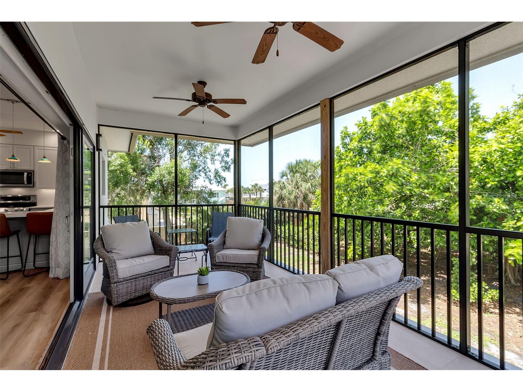 105 Shore Road Nokomis FL 34275 A4685947 image91