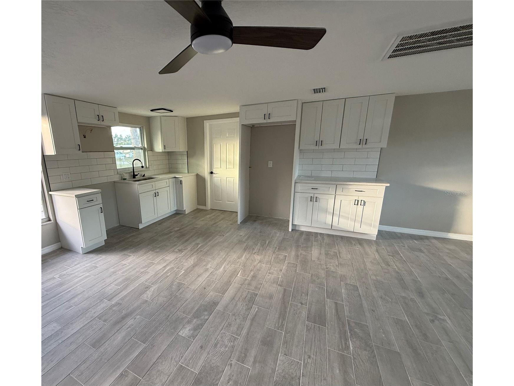 105 Sylvania Avenue Englewood FL 34223 C7520261 image13