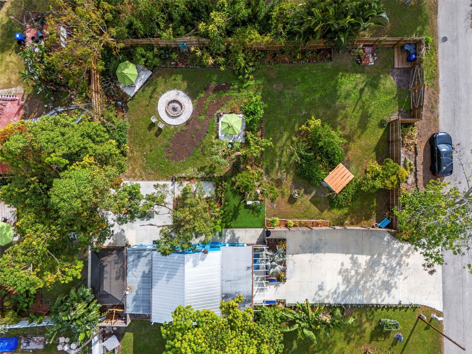 105 Tucker Avenue Sarasota FL 34232 A4680183 image21