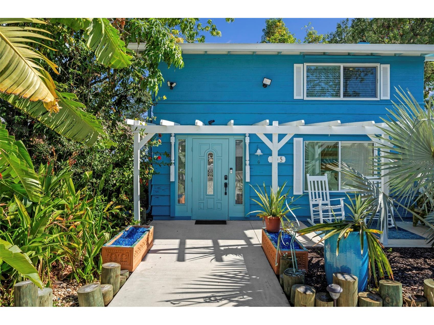 105 Tucker Avenue Sarasota FL 34232 A4680183 image3