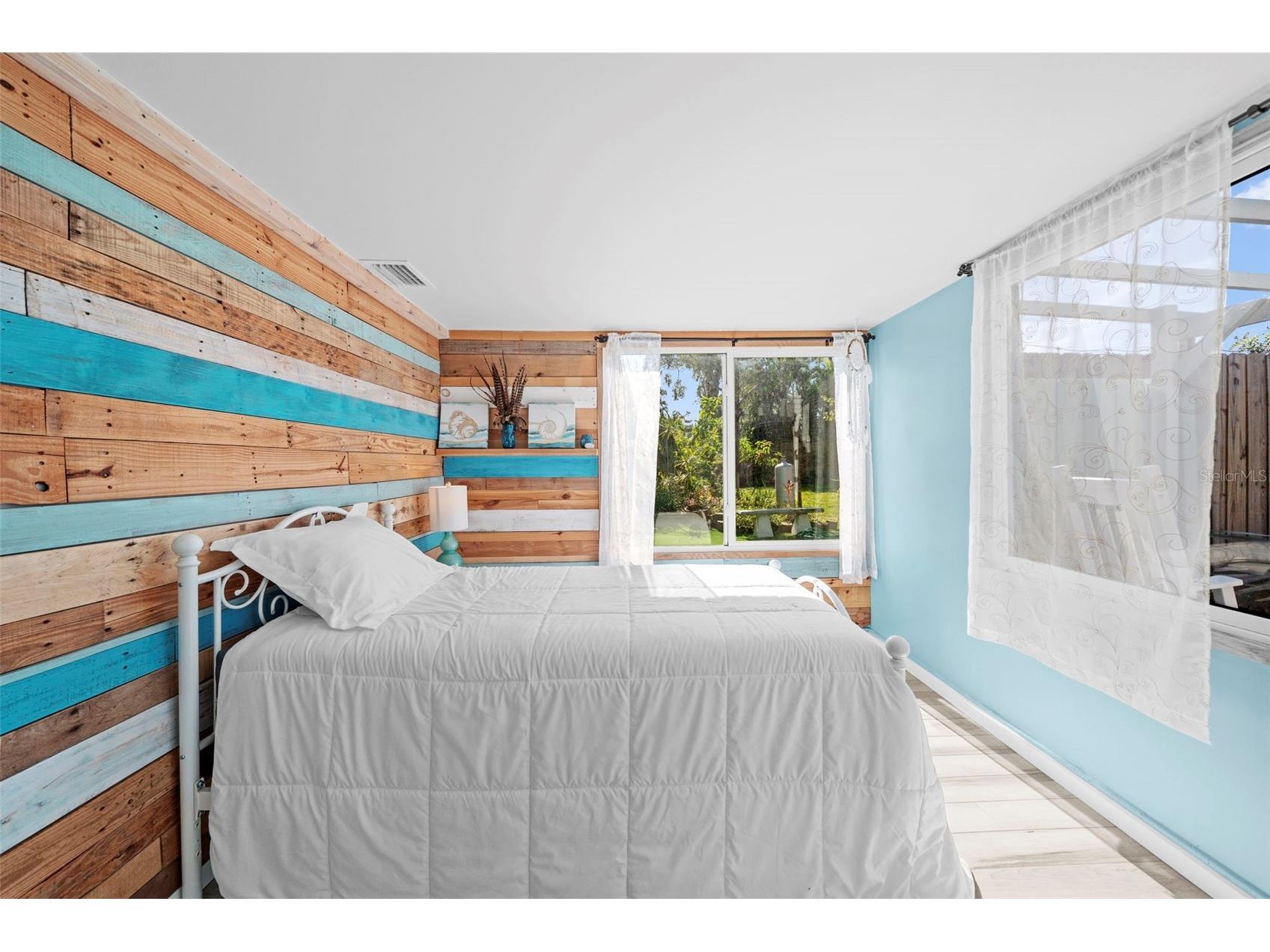 105 Tucker Avenue Sarasota FL 34232 A4680183 image56