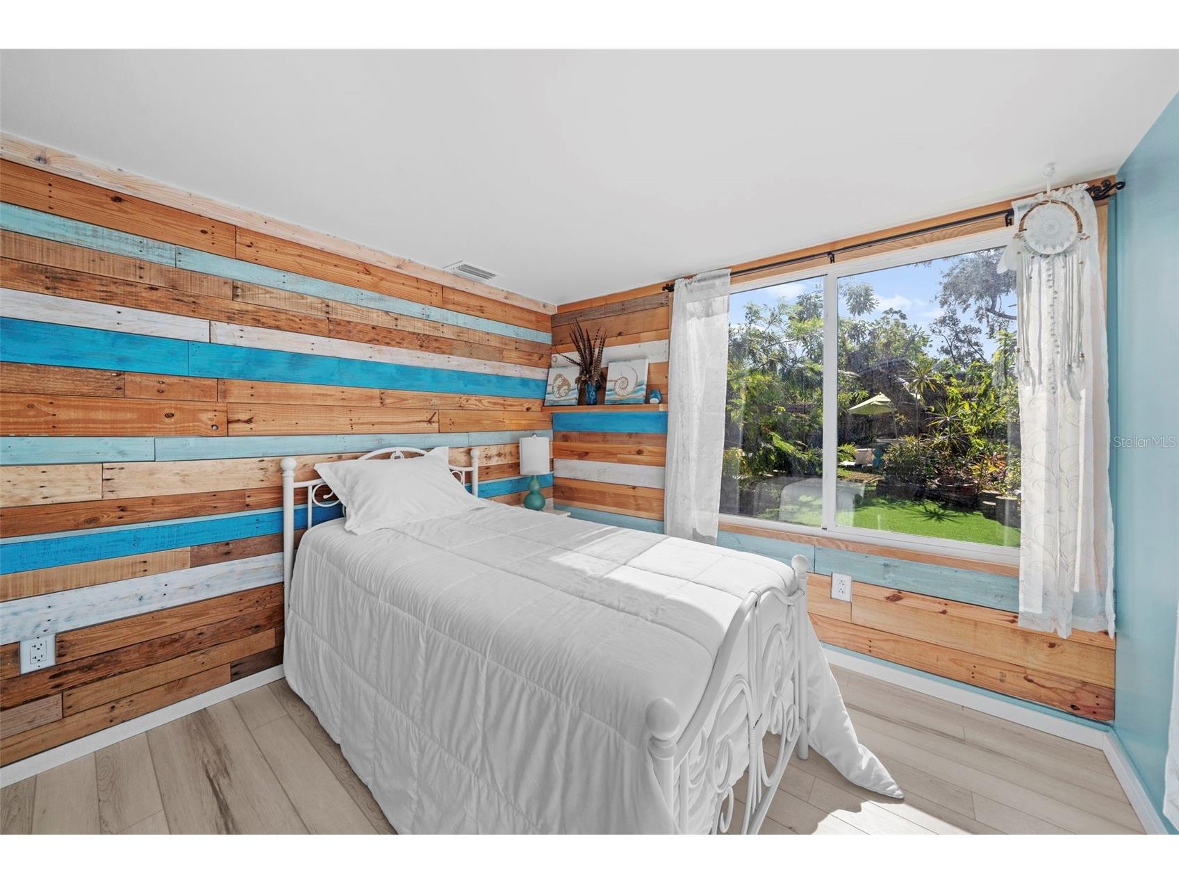 105 Tucker Avenue Sarasota FL 34232 A4680183 image58