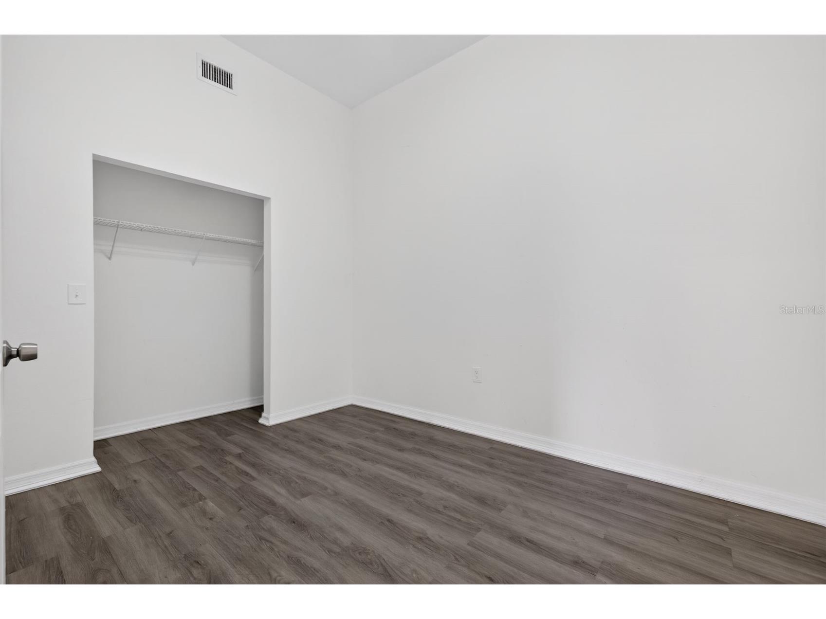 105 W Columbus Drive Tampa FL 33602 TB8487057 image10