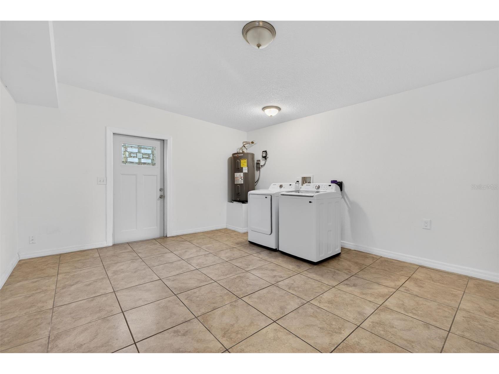 105 W Columbus Drive Tampa FL 33602 TB8487057 image13