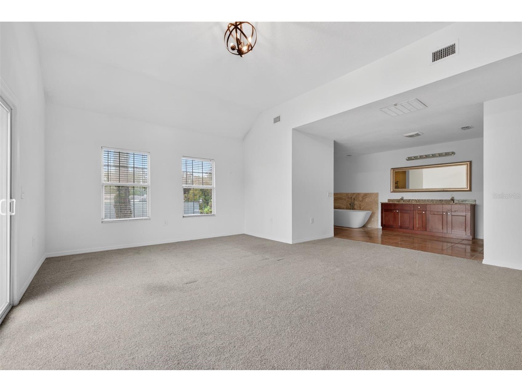 105 W Columbus Drive Tampa FL 33602 TB8487057 image22