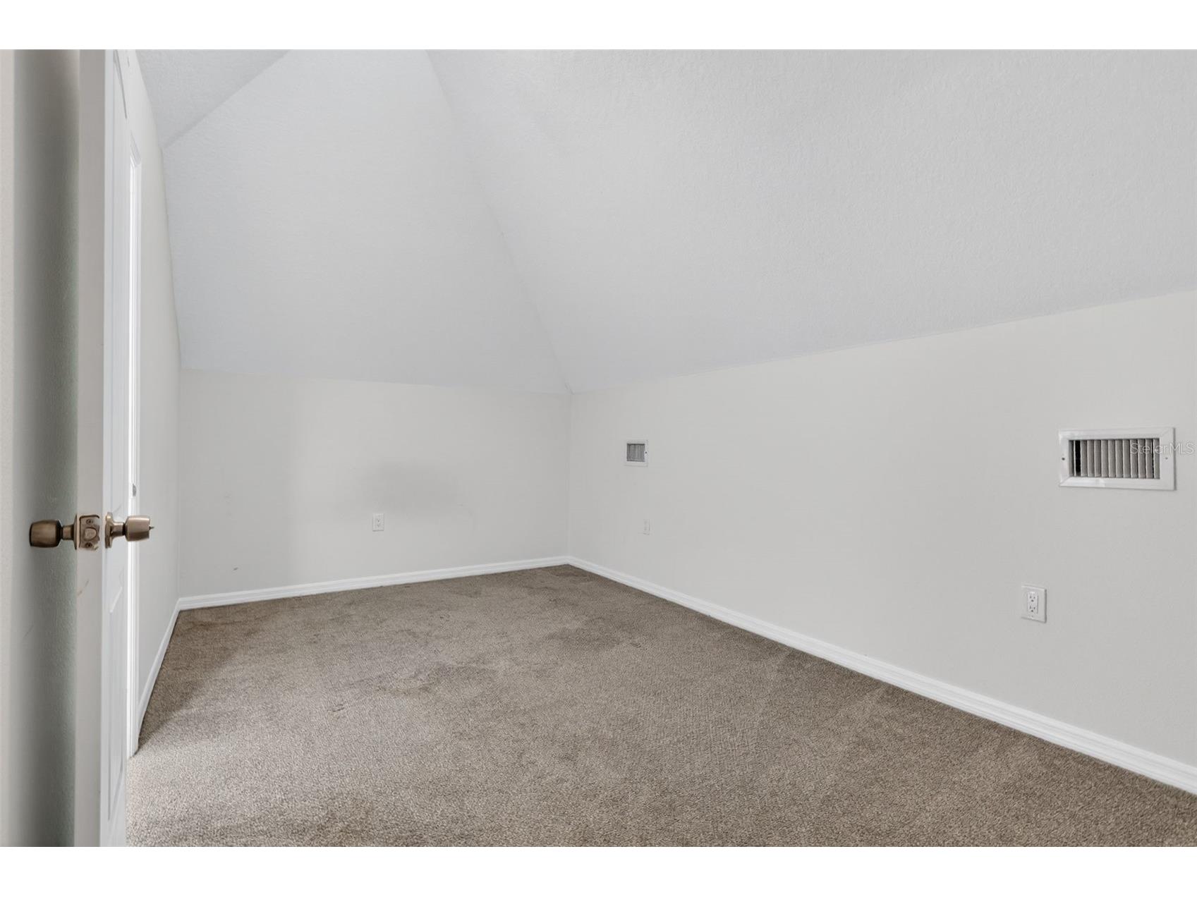 105 W Columbus Drive Tampa FL 33602 TB8487057 image28