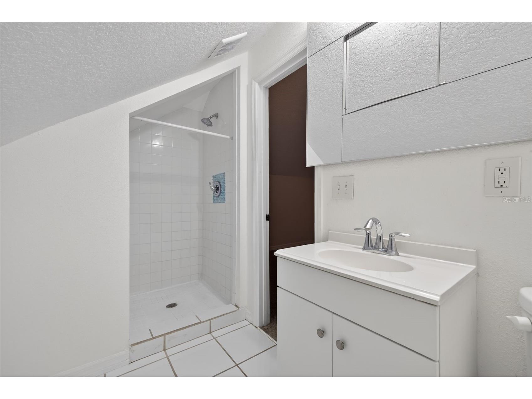 105 W Columbus Drive Tampa FL 33602 TB8487057 image29