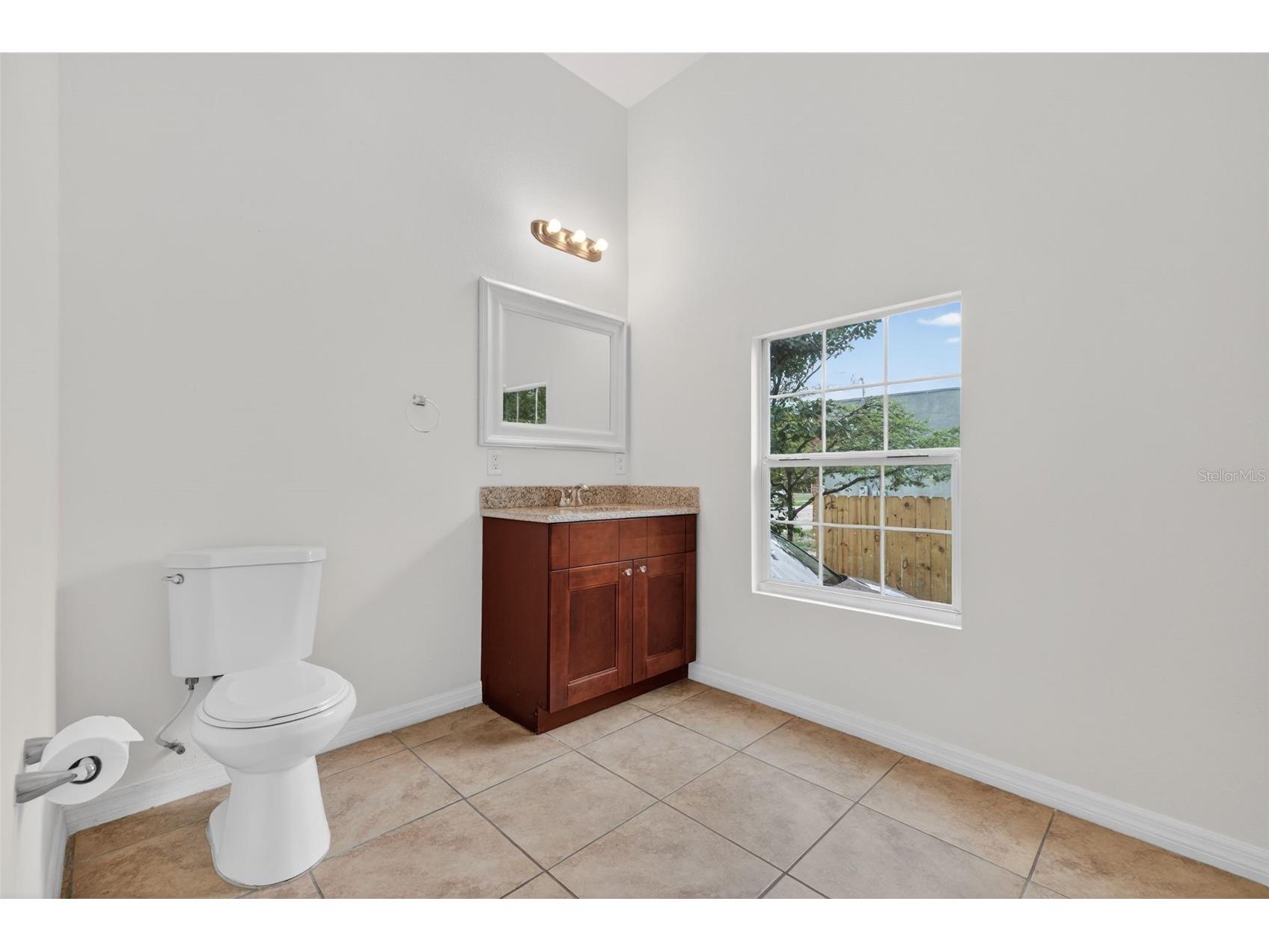 105 W Columbus Drive Tampa FL 33602 TB8487057 image7