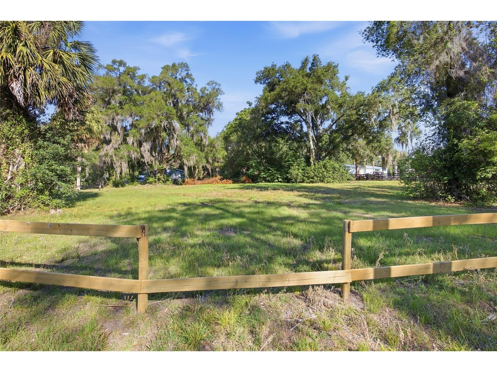 105 W Hermosa Street Lady Lake FL 32159 OM724279 image5
