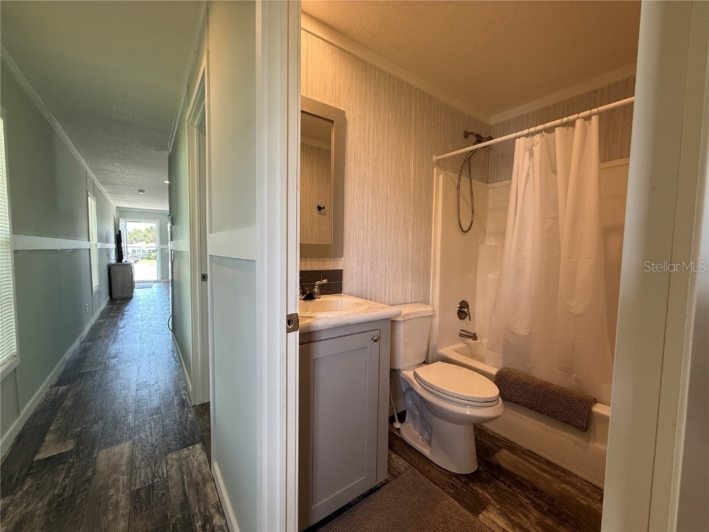 105 W Saint Johns Way Apollo Beach FL 33572 TB8360199 image8