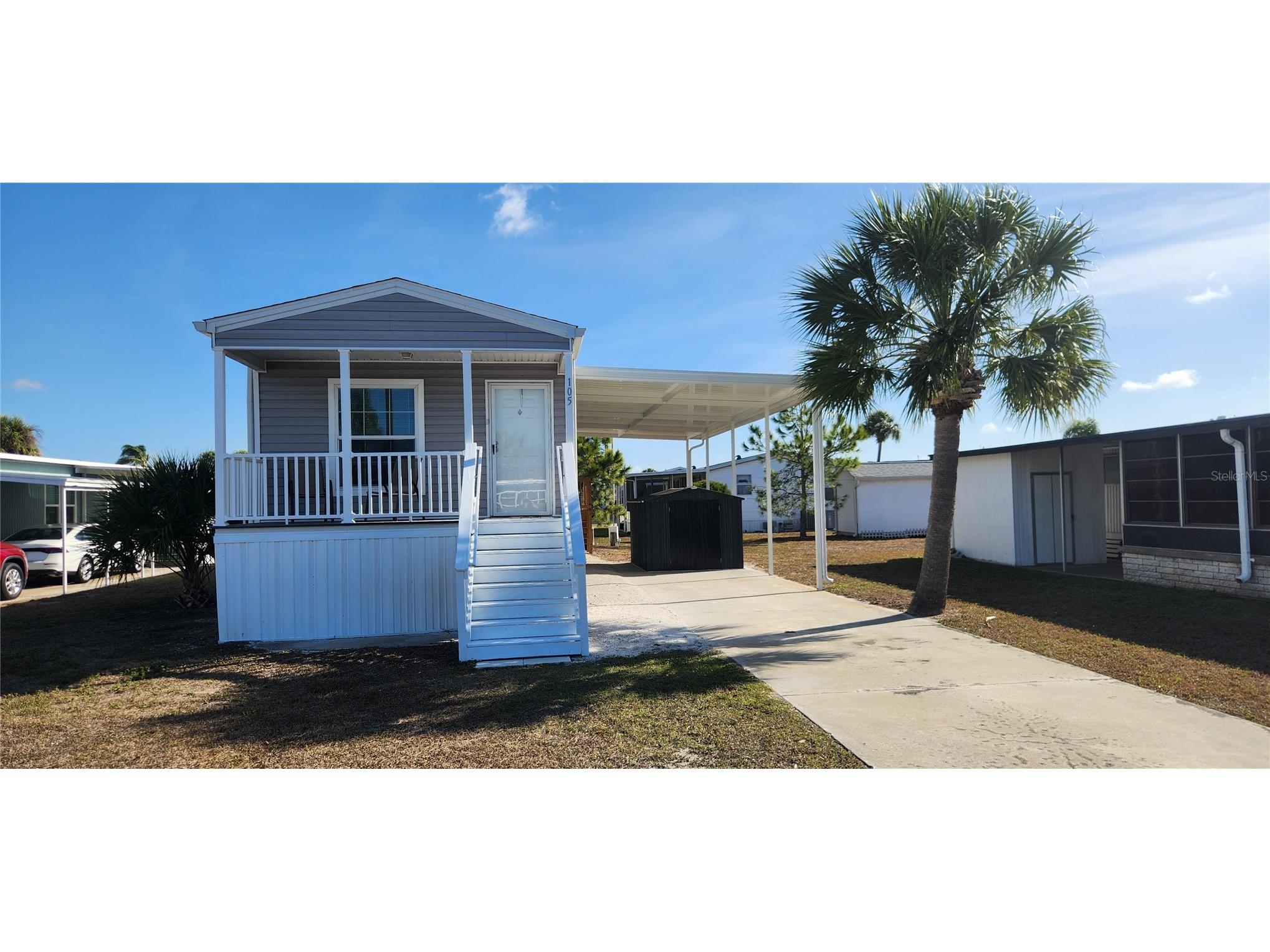 105 W Saint Johns Way Apollo Beach FL 33572 TB8461000 image1