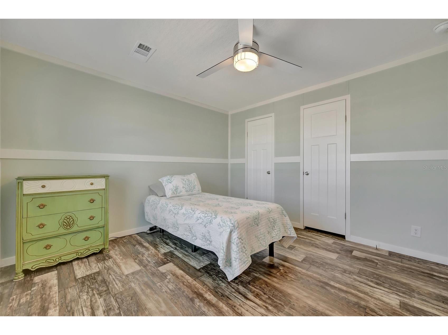 105 W Saint Johns Way Apollo Beach FL 33572 TB8461000 image10