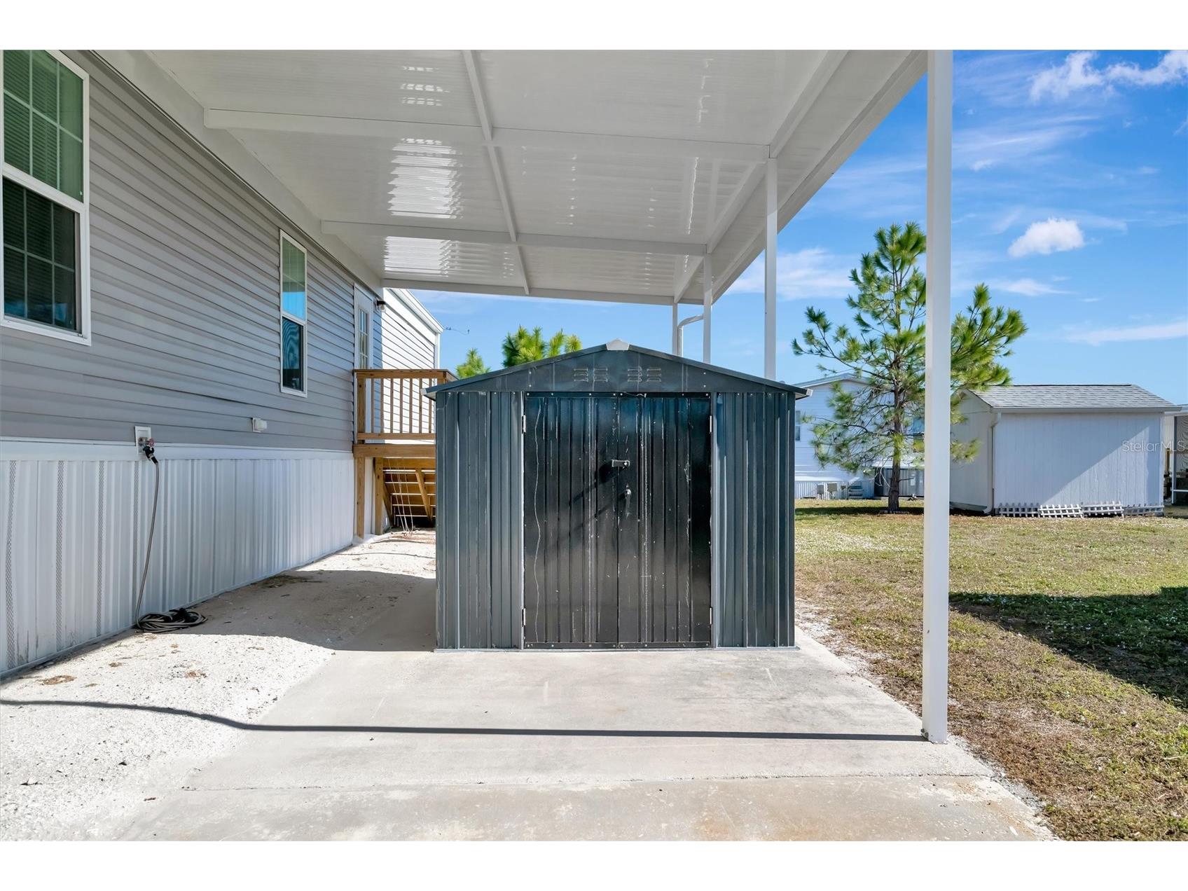 105 W Saint Johns Way Apollo Beach FL 33572 TB8461000 image25