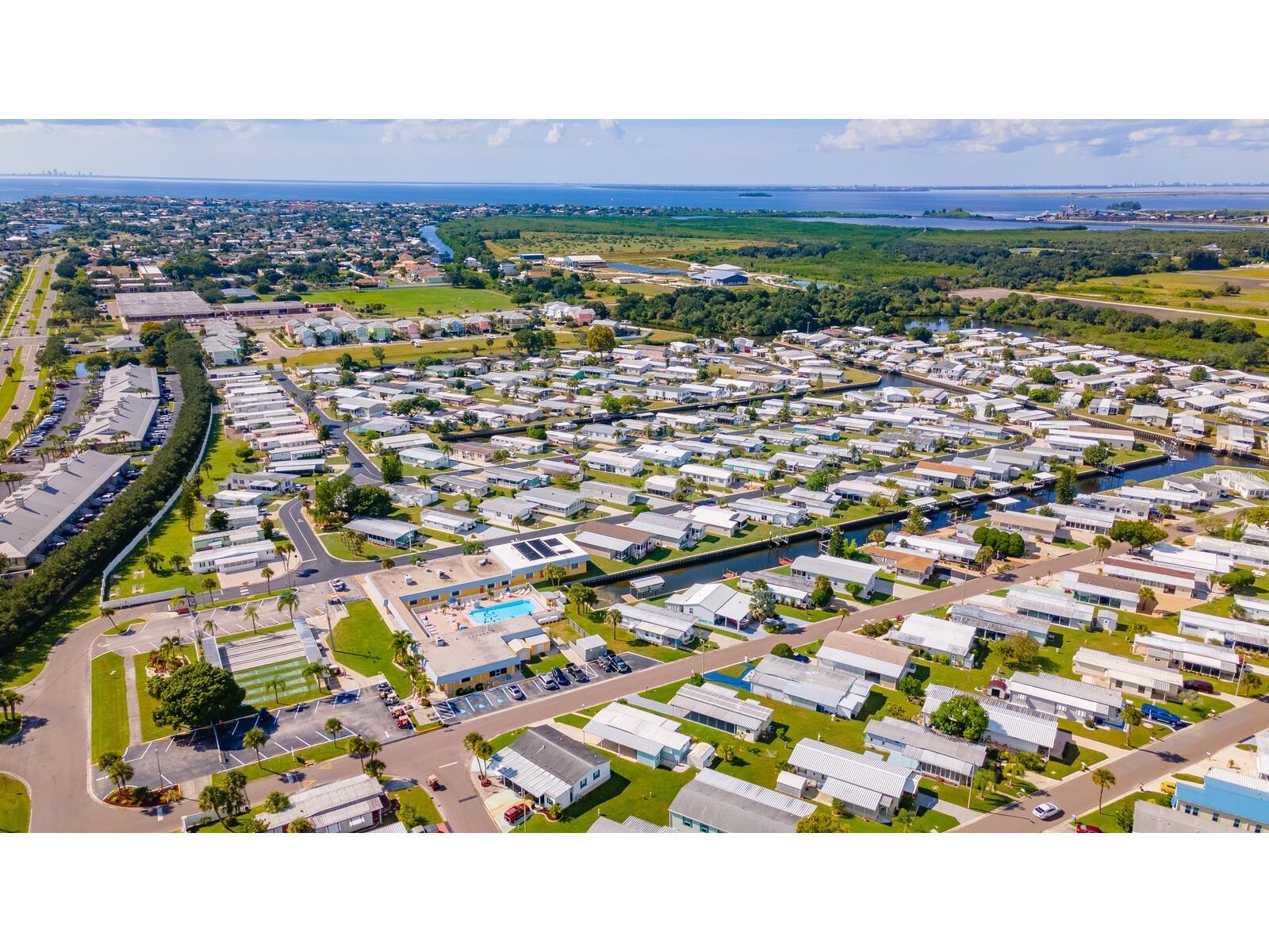 105 W Saint Johns Way Apollo Beach FL 33572 TB8461000 image27