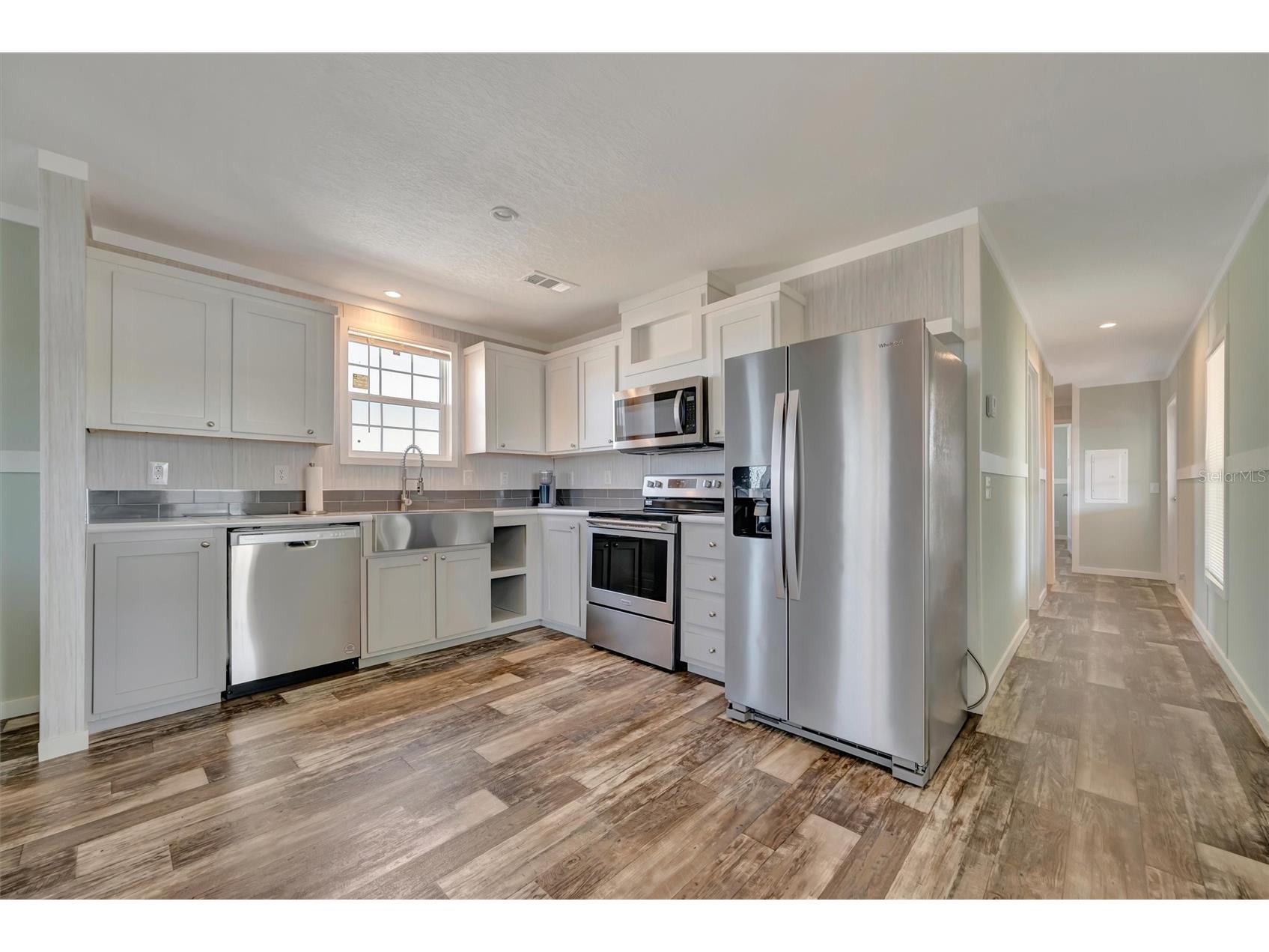 105 W Saint Johns Way Apollo Beach FL 33572 TB8461000 image6