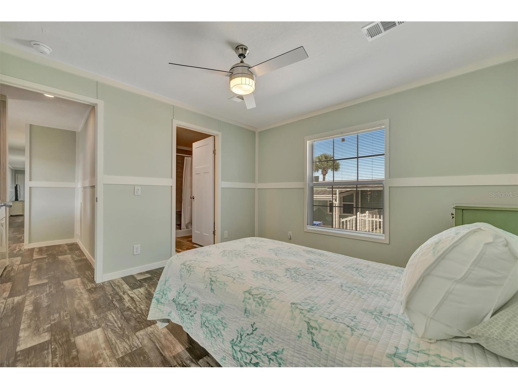 105 W Saint Johns Way Apollo Beach FL 33572 TB8461000 image9