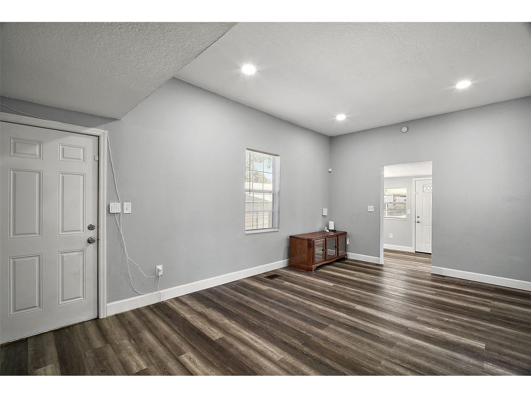 105 W Stevens Avenue Eustis FL 32726 G5110660 image12