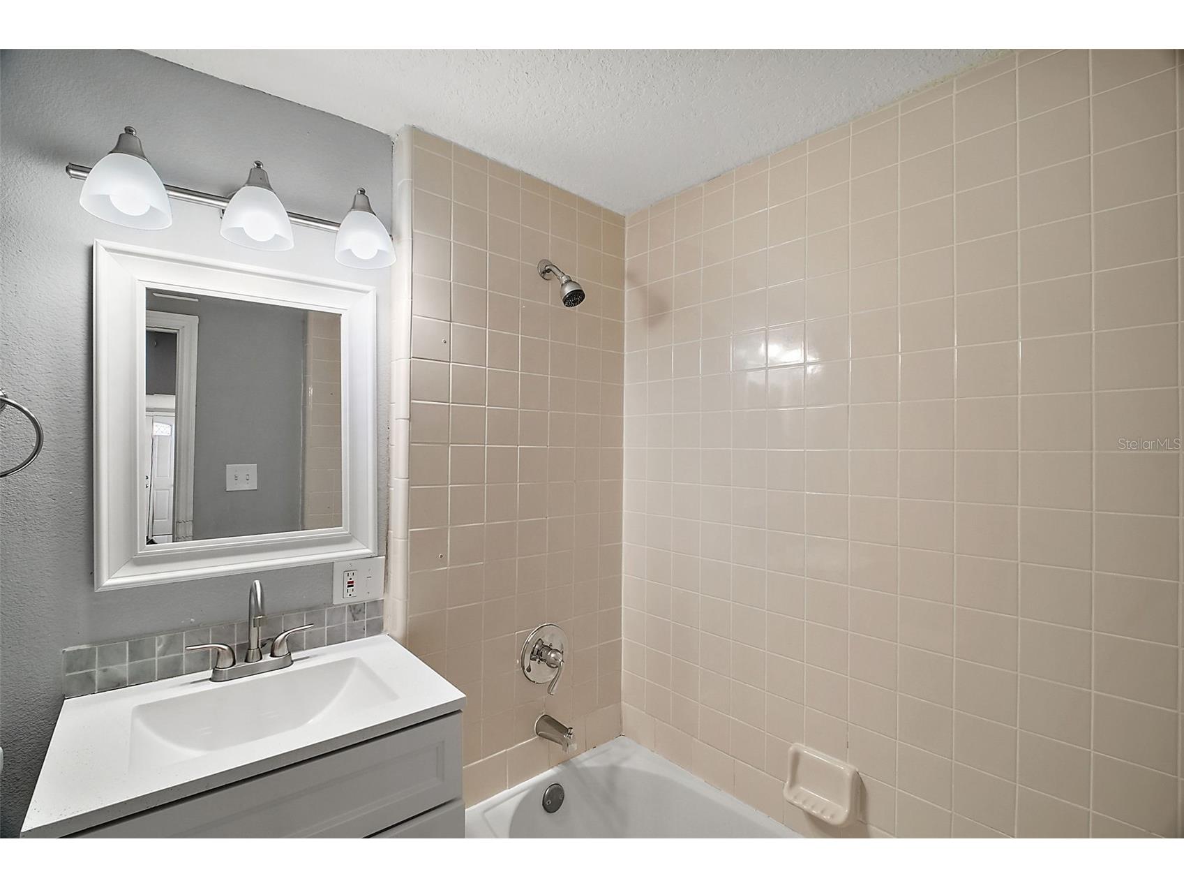 105 W Stevens Avenue Eustis FL 32726 G5110660 image27