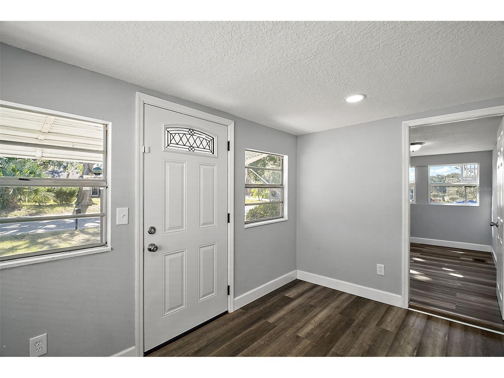 105 W Stevens Avenue Eustis FL 32726 G5110660 image9