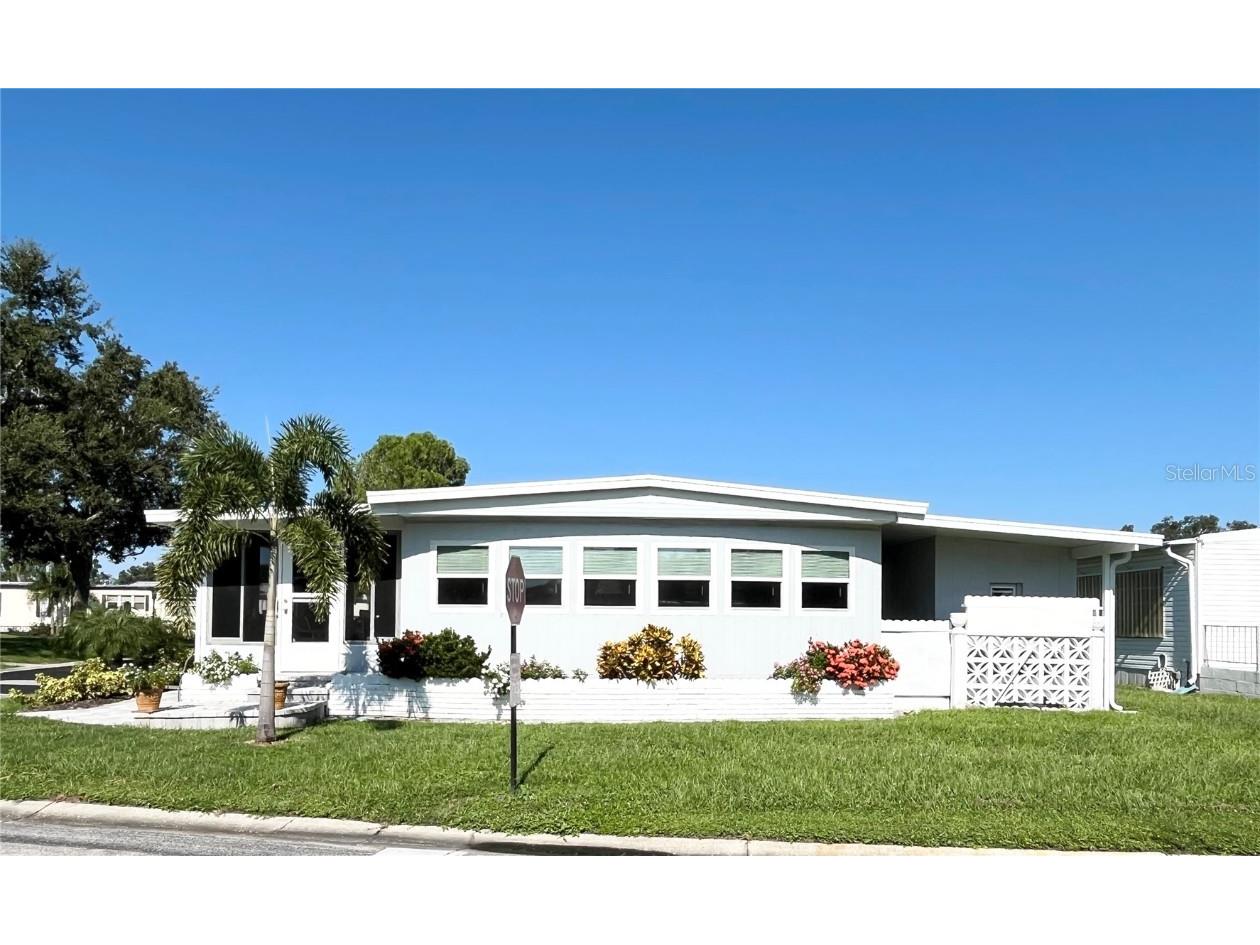105 White Oak Terrace Sarasota FL 34237 A4662837 image1