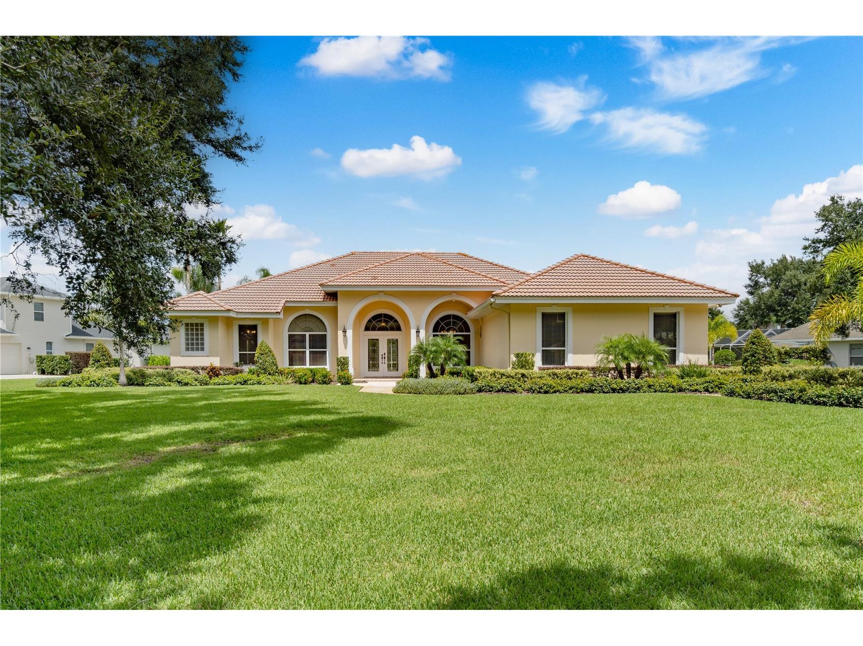 105 Wyndham Drive Winter Haven FL 33884 P4935887 image1
