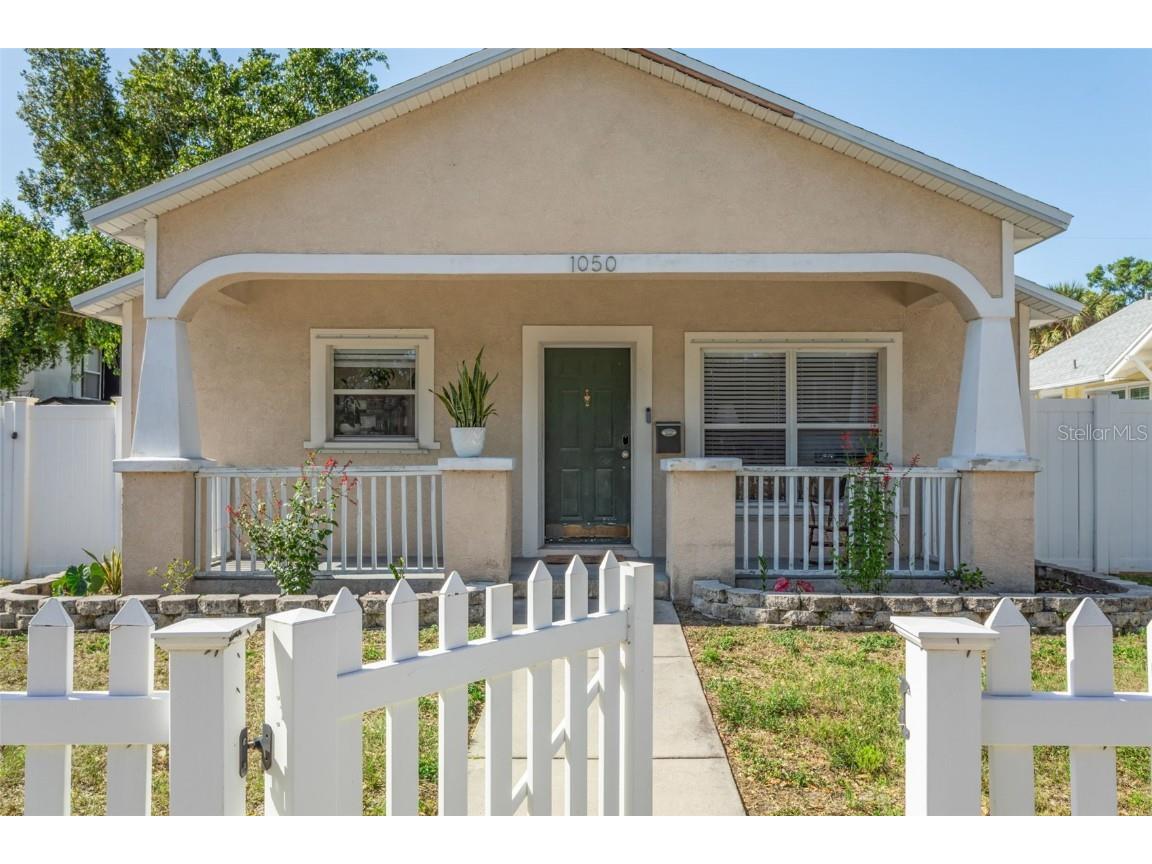 1050 22nd Avenue N Saint Petersburg FL 33704 TB8443703 image1