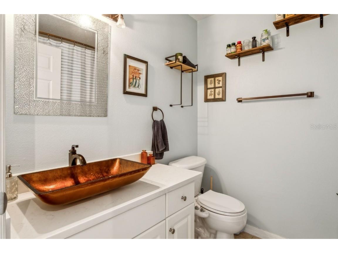 1050 22nd Avenue N Saint Petersburg FL 33704 TB8443703 image14