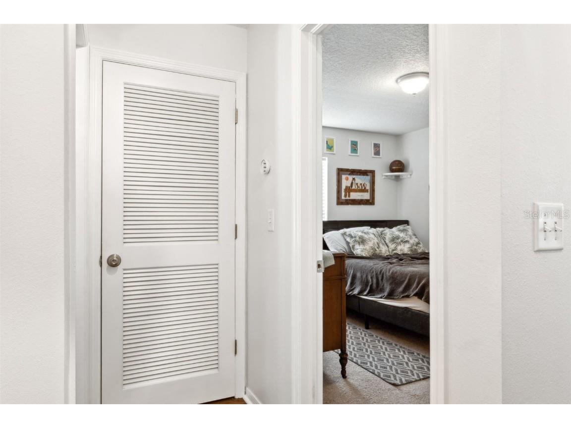 1050 22nd Avenue N Saint Petersburg FL 33704 TB8443703 image17