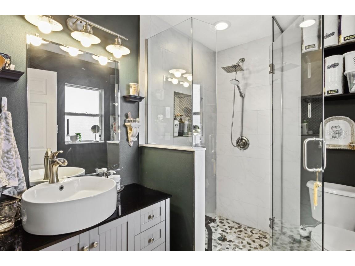 1050 22nd Avenue N Saint Petersburg FL 33704 TB8443703 image21