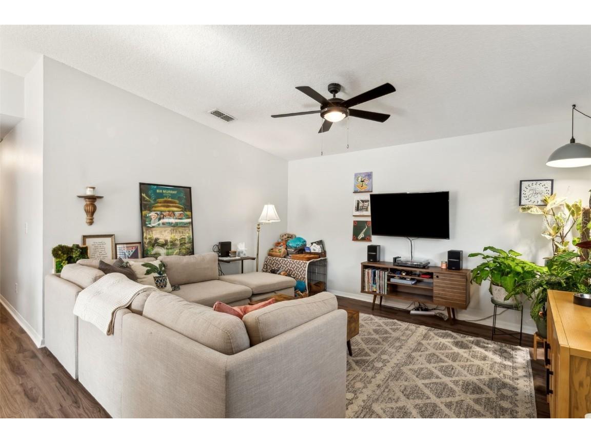 1050 22nd Avenue N Saint Petersburg FL 33704 TB8443703 image4