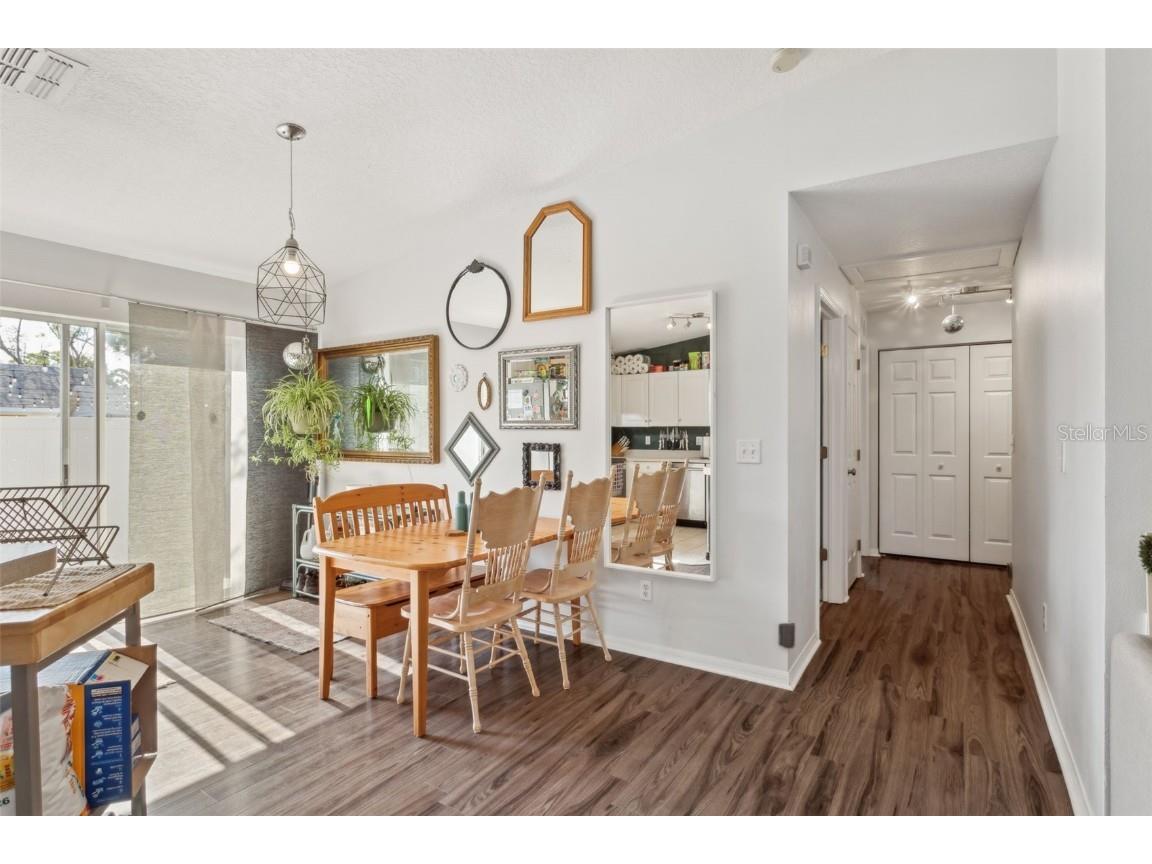 1050 22nd Avenue N Saint Petersburg FL 33704 TB8443703 image7