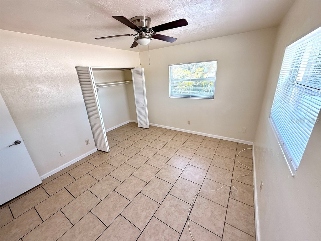 1050 62nd Ave South #E-4 Saint Petersburg FL 33705 TB8419370 image23