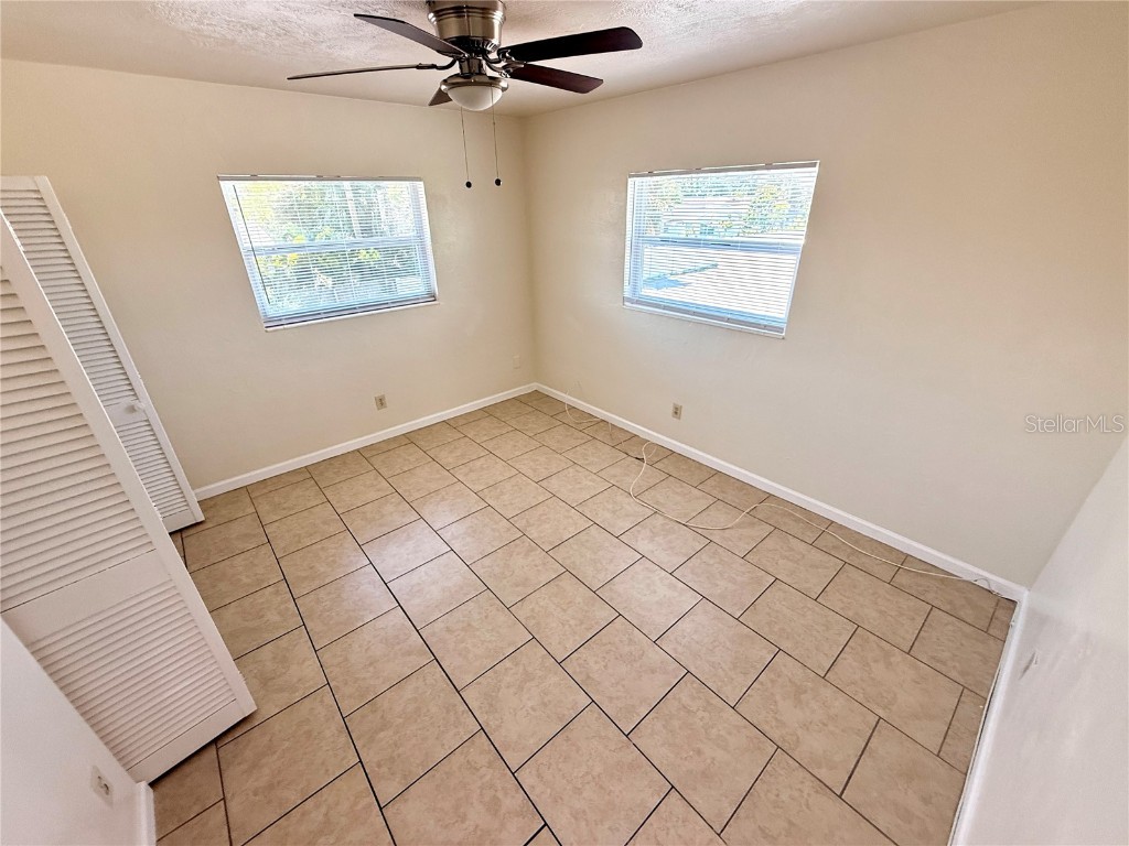 1050 62nd Ave South #E-4 Saint Petersburg FL 33705 TB8419370 image24