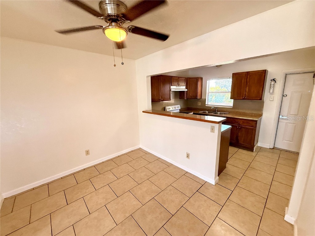 1050 62nd Ave South #E-4 Saint Petersburg FL 33705 TB8419370 image26