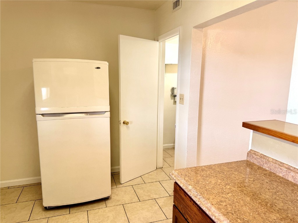 1050 62nd Ave South #E-4 Saint Petersburg FL 33705 TB8419370 image27