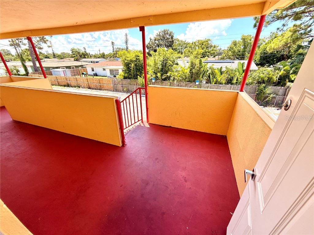 1050 62nd Ave South #E-4 Saint Petersburg FL 33705 TB8419370 image8