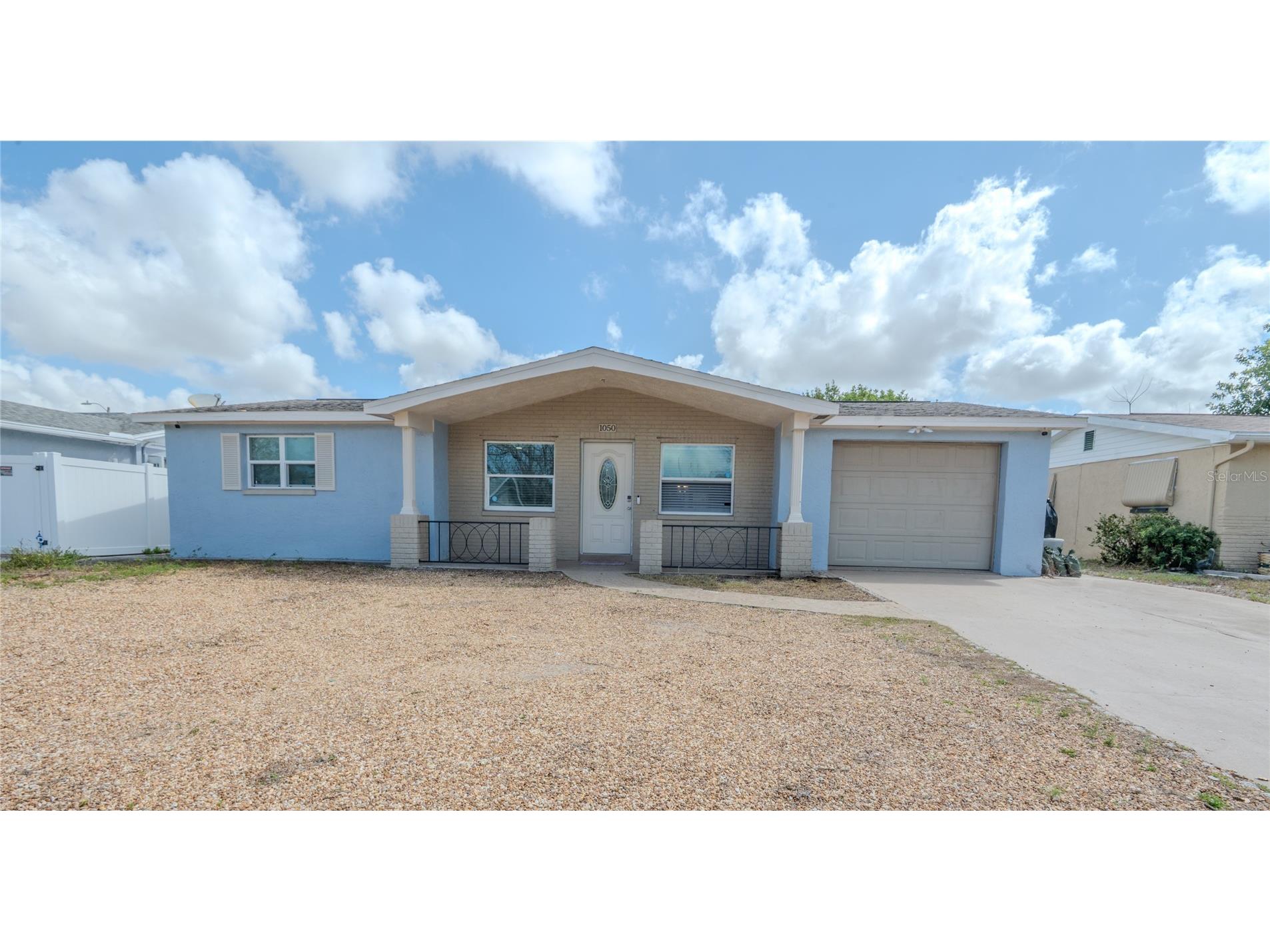 1050 Deal Lane Holiday FL 34691 O6415296 image1