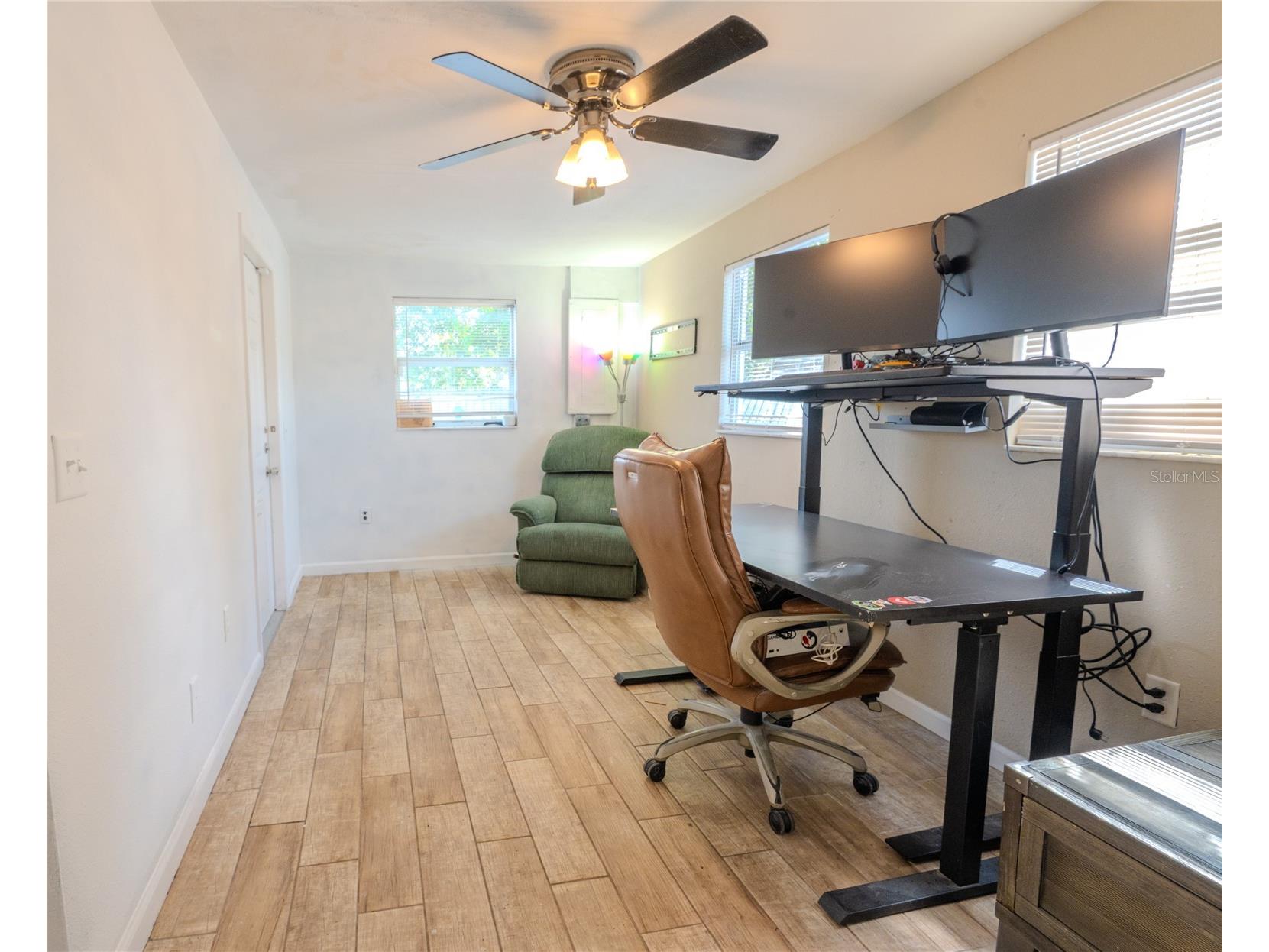 1050 Deal Lane Holiday FL 34691 O6415296 image16