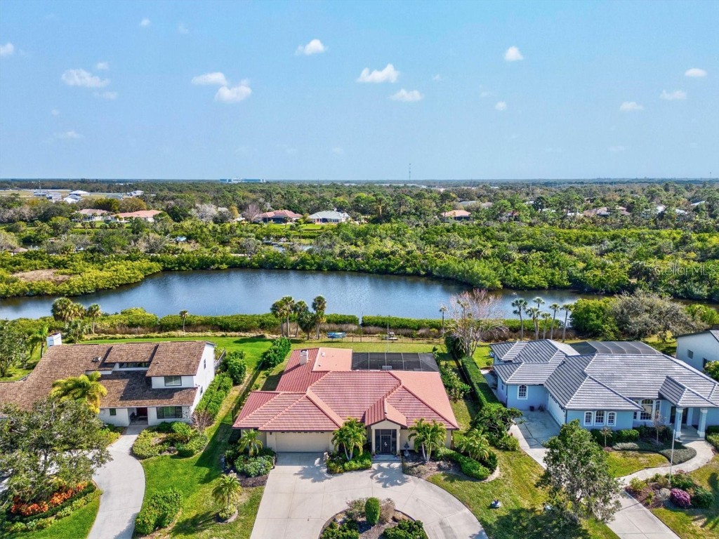 1050 Delacroix Circle Nokomis FL 34275 - SHAKETT CREEK A4595285 image1